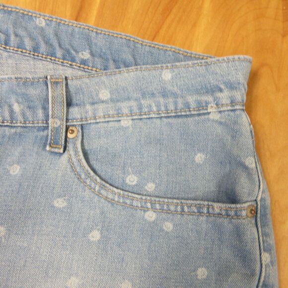 LEVI'S Polka Dot Mid Length Denim Jean Shorts Sz 34 (18) Light Wash Cotton Jorts - Picture 5 of 14